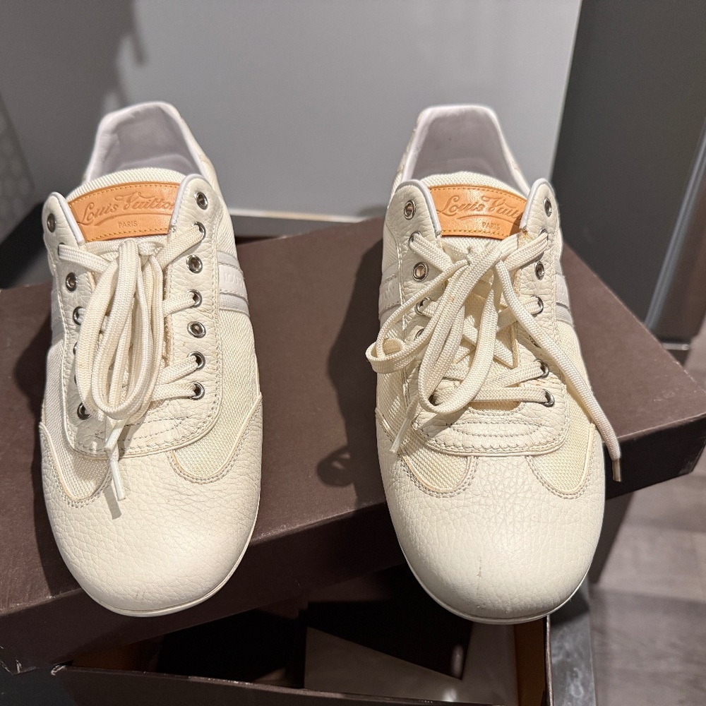 Louis Vuitton tempo sneaker
